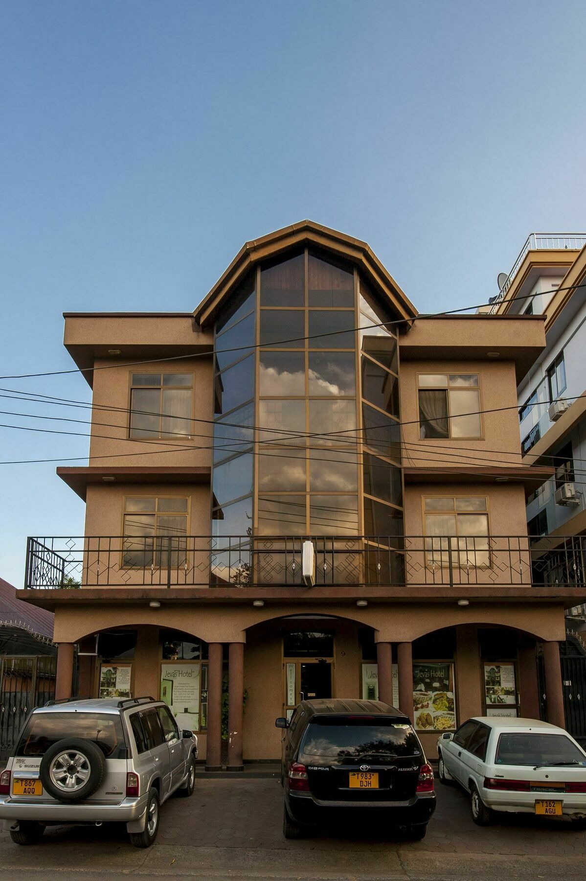 Jevas Hotel อารูชา ภายนอก รูปภาพ